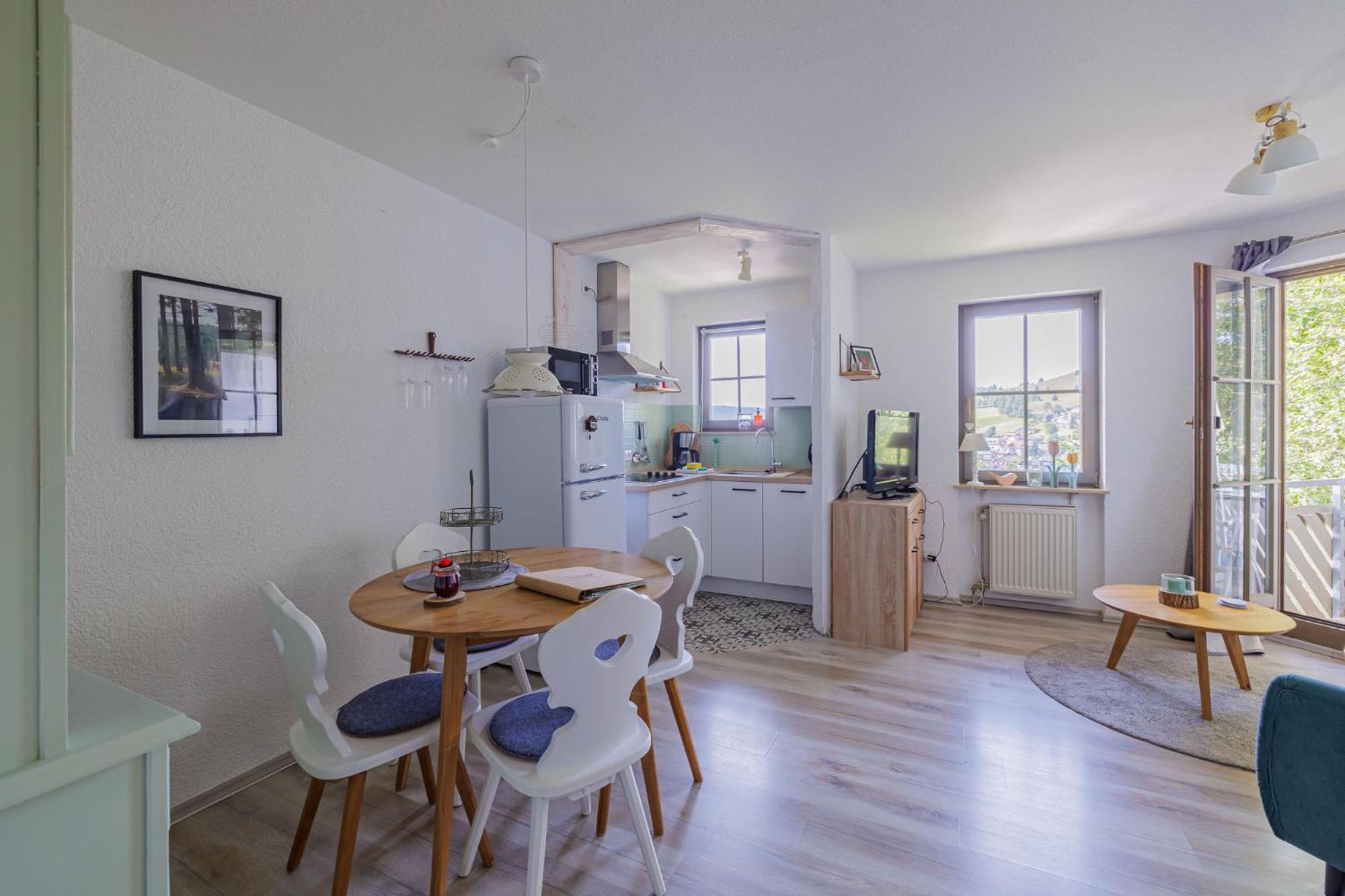 Herzgruen Direkt An Traumhaften Wanderwegen Balkon Mit Toller Aussicht Sauna Im Haus Tiefgarage E-Ladestation Todtnauberg Exterior photo